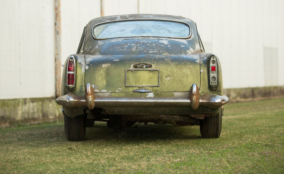 Une rare Aston Martin DB4 retrouvée après 45 ans dans la forêt. 3ef61020-e770-4871-97c0-17a2e2ddff46_ORIGINAL