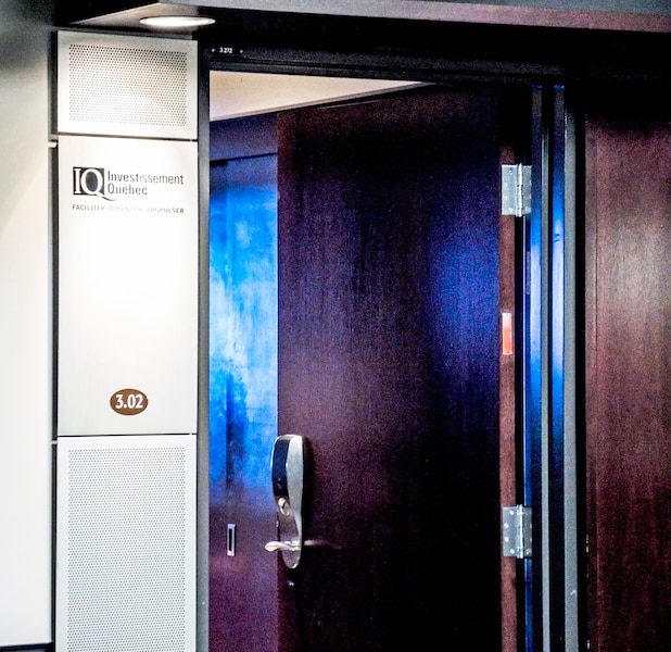 La porte d’entrée de la loge de la société d’État, au troisième étage du Centre Bell, le lieu le plus cher.<br>
